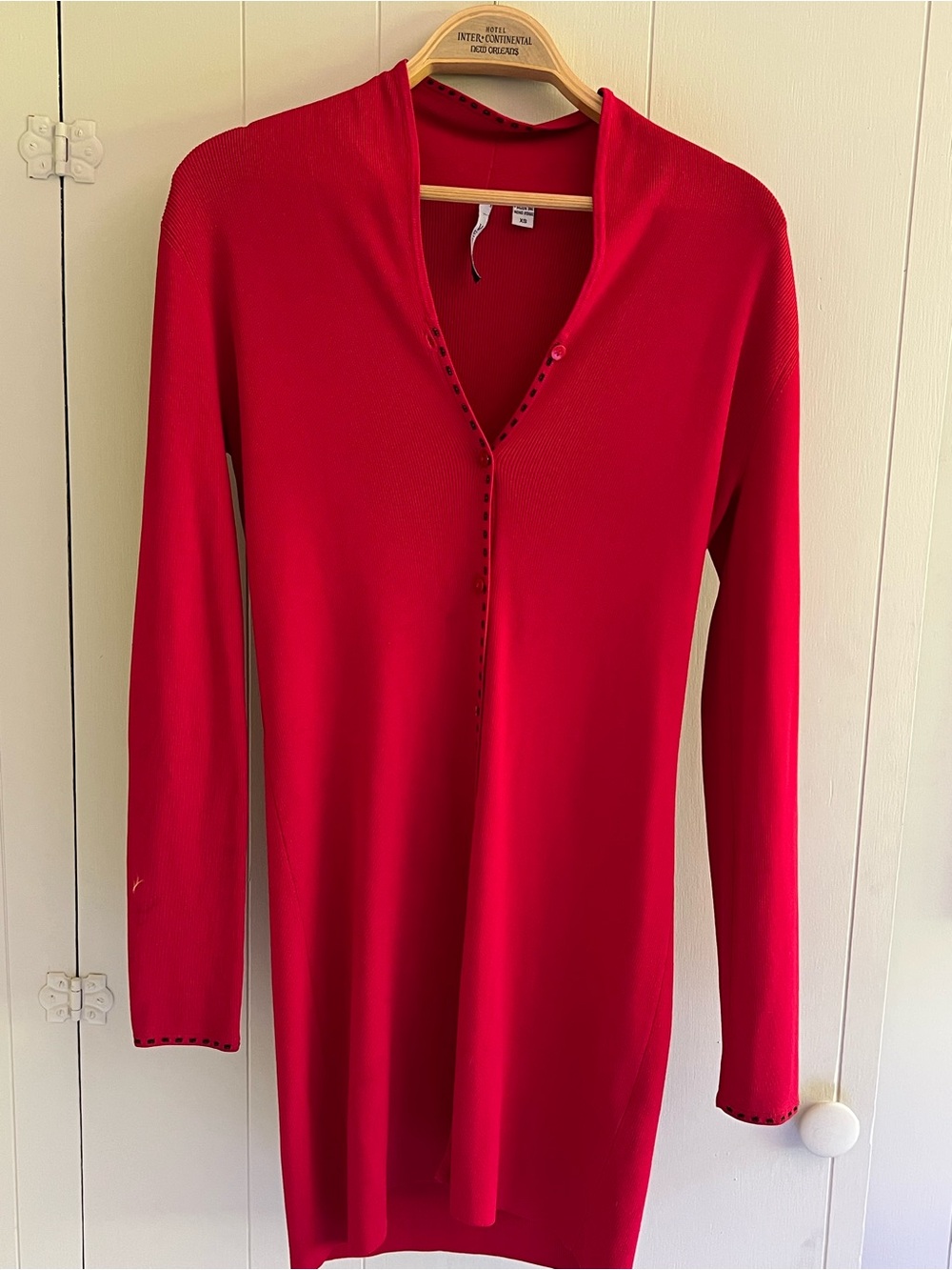 Venini- Women's Long Sleeve Button-up Long Cardigan in Red